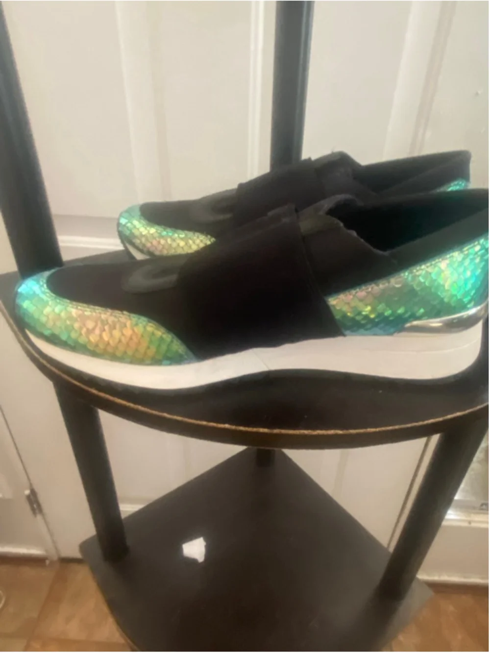 Women's Michael Kors Sneakers Size 7 Iridescent